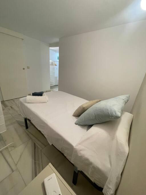 Arriaga Bajo- Precioso Duplex. Parking Gratuito Apartment Madrid Bagian luar foto