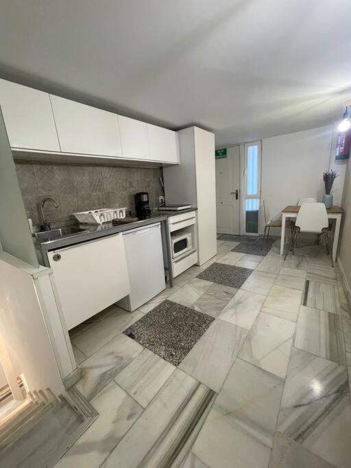 Arriaga Bajo- Precioso Duplex. Parking Gratuito Apartment Madrid Bagian luar foto